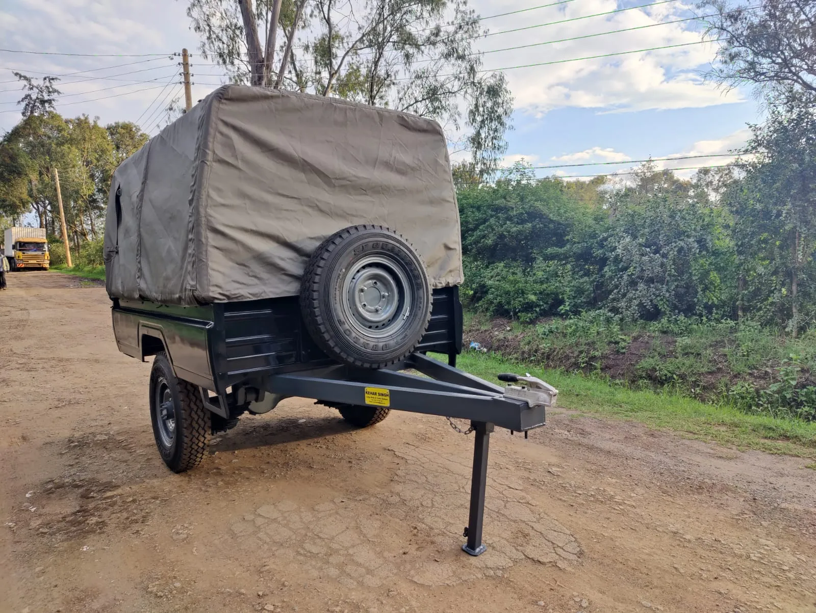 Small Trailer 1