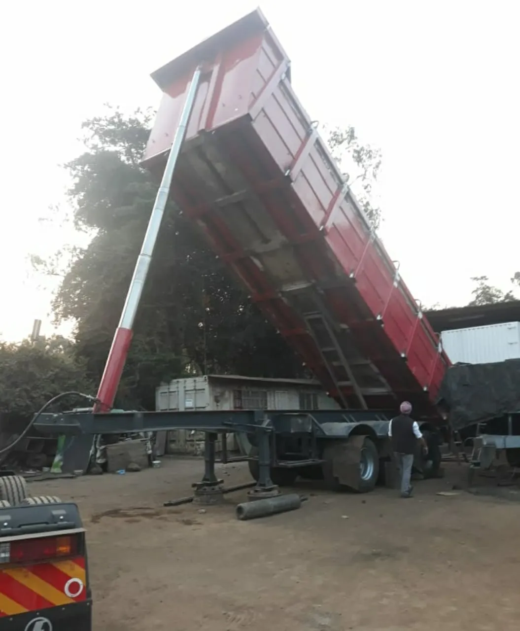 Tipping Trailer 4